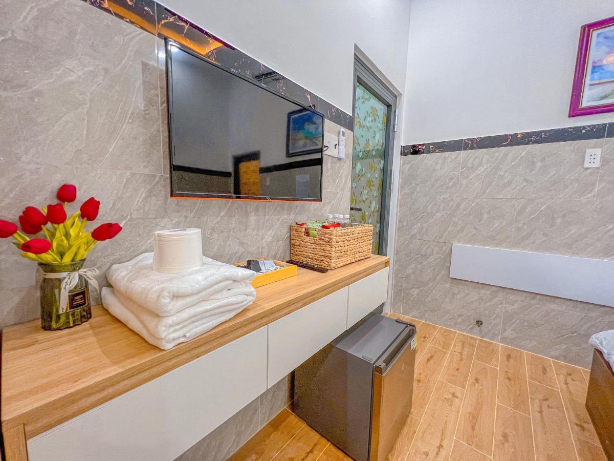 Homestay Qhome Chi Khu Co Ong Zewnętrze zdjęcie