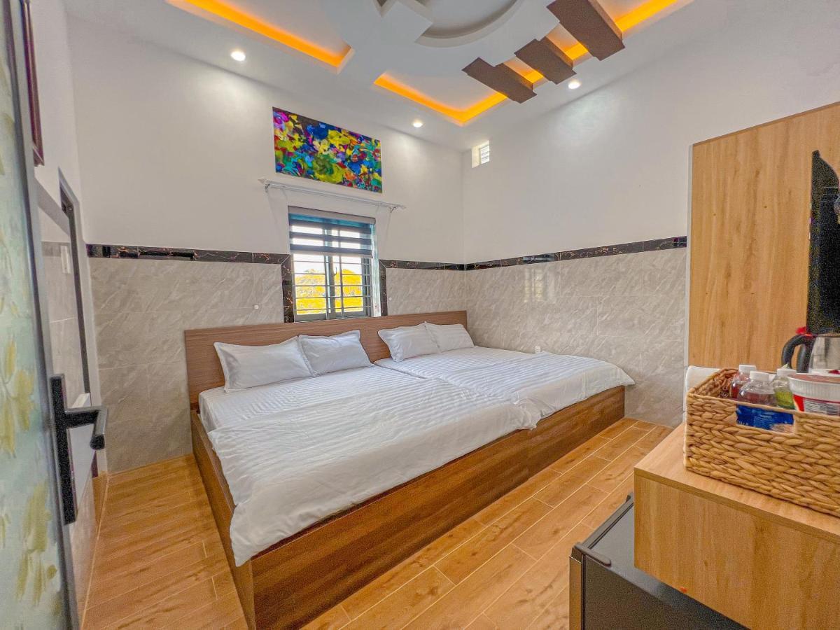 Homestay Qhome Chi Khu Co Ong Zewnętrze zdjęcie